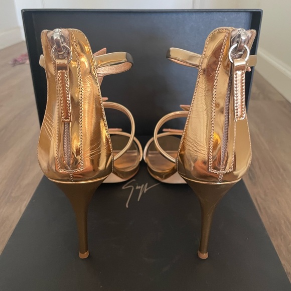 Giuseppe Zanoti Shooting Star Heel Rose Gold EU 40 / US 10) - Picture 6 of 9